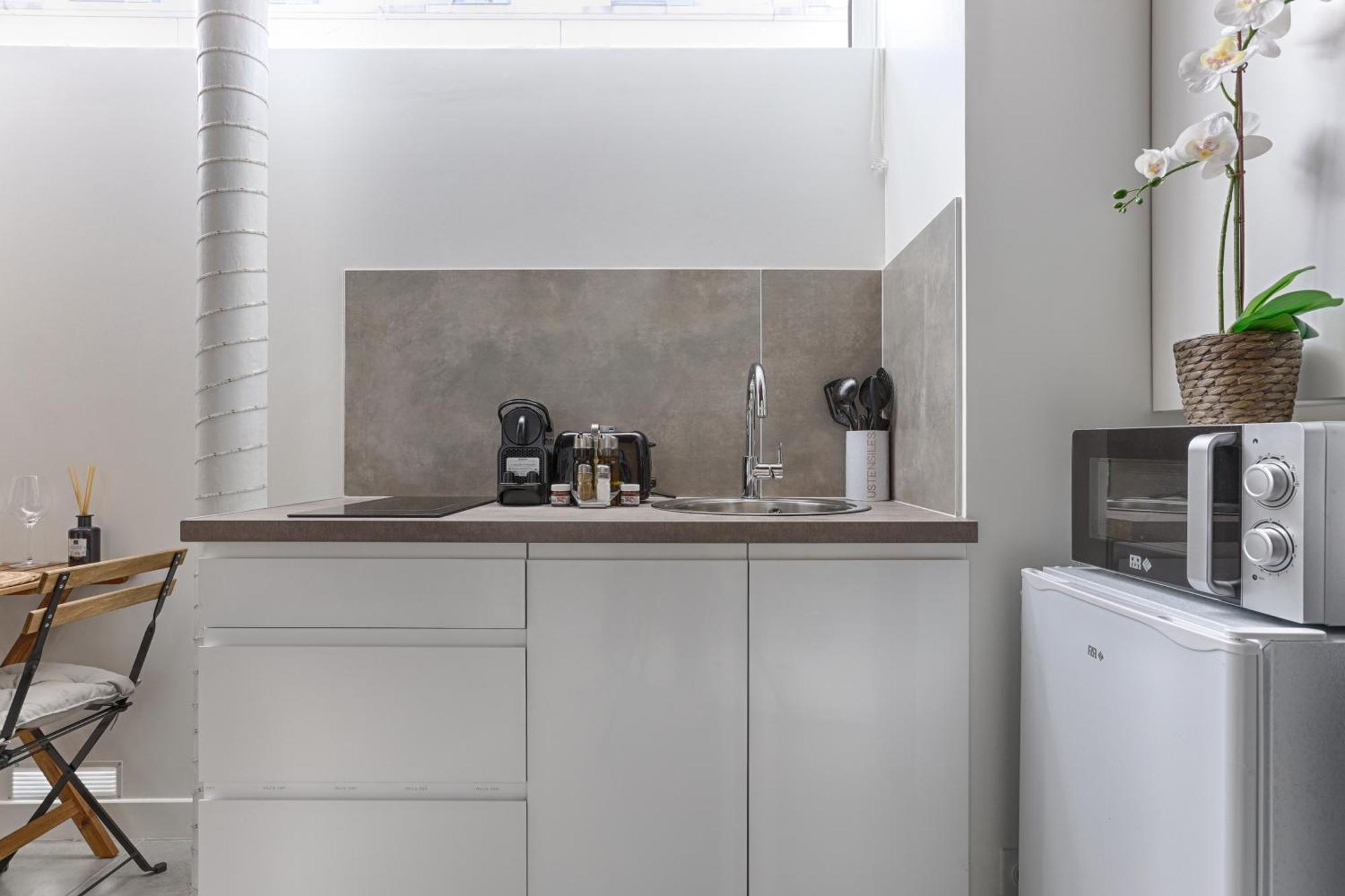 Mykeypers - Lovely Studio With Jacuzzi Paris Exterior photo